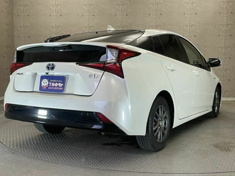 PRIUS-3