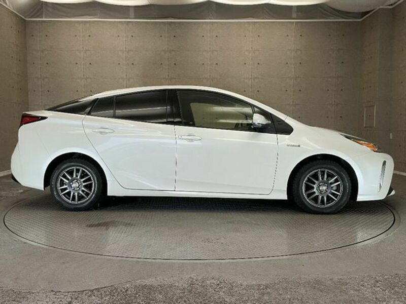 PRIUS-5