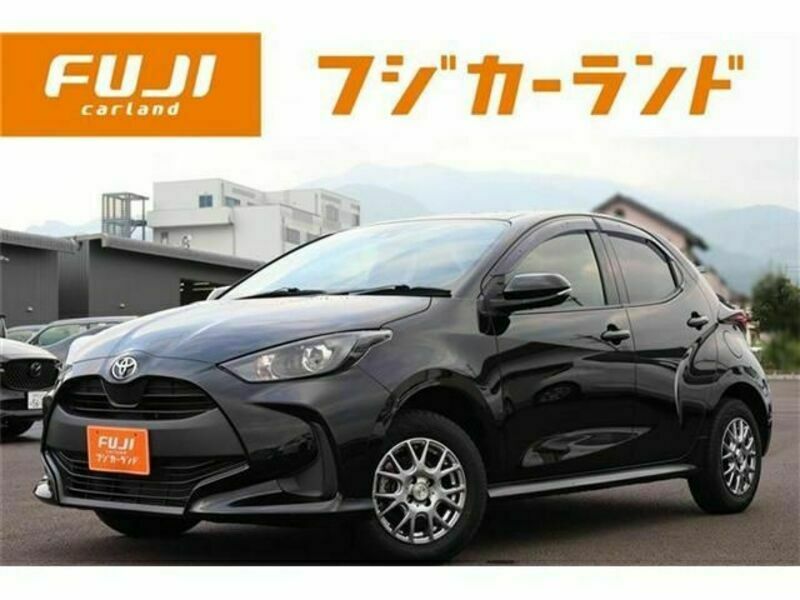 TOYOTA　YARIS