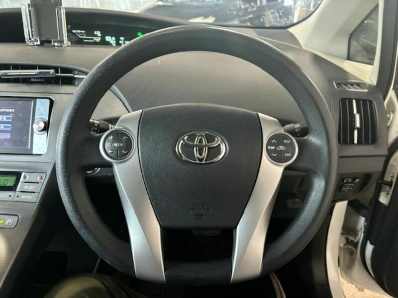 PRIUS-15