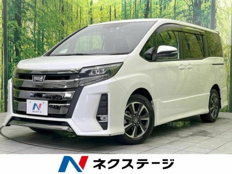 TOYOTA　NOAH