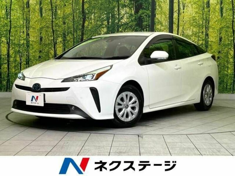 TOYOTA　PRIUS