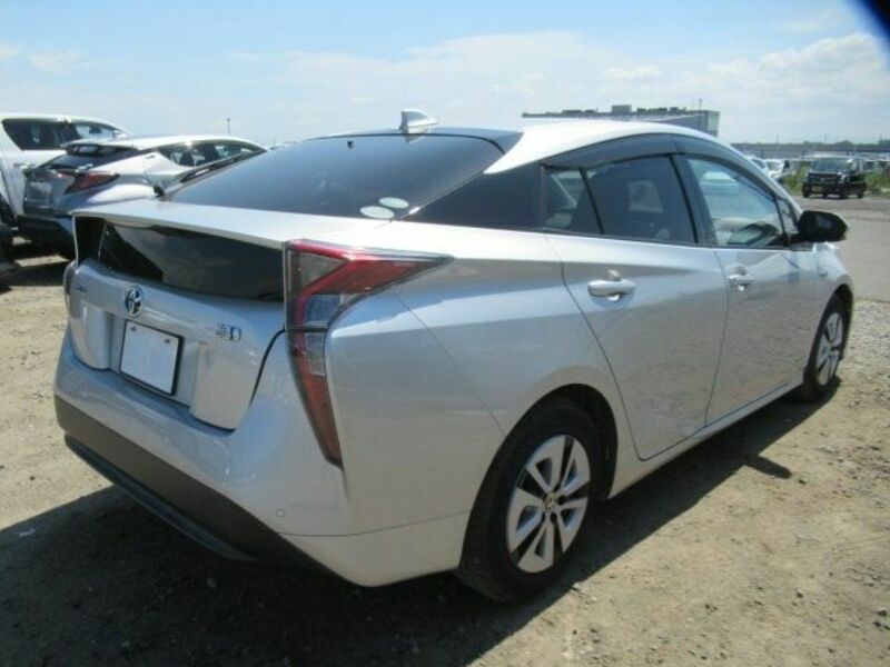 PRIUS-1