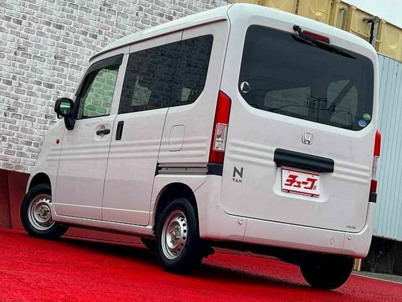 N-VAN-8