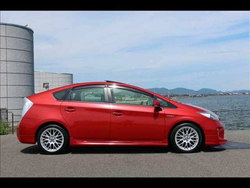 PRIUS-6