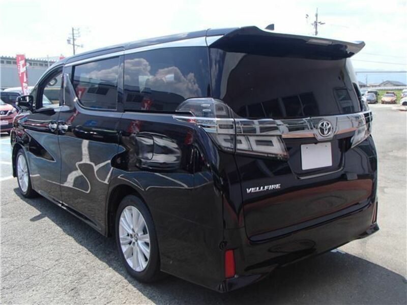 VELLFIRE-5