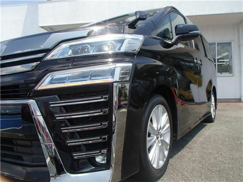 VELLFIRE-9