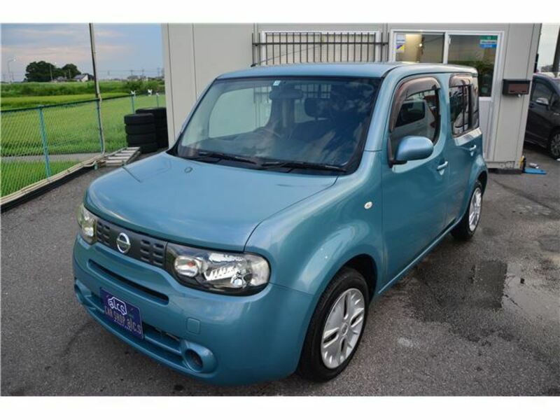 NISSAN　CUBE