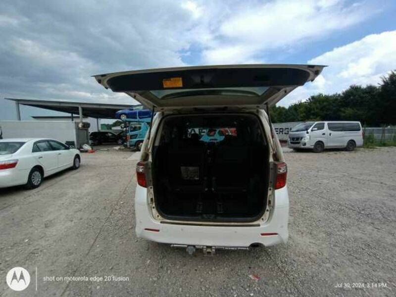 ALPHARD-12