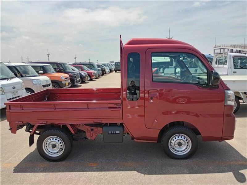 HIJET TRUCK-1