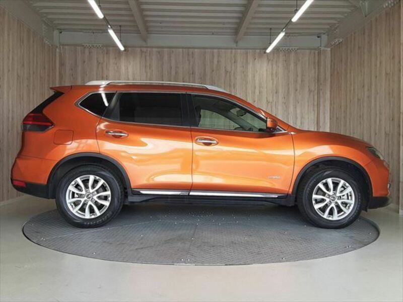 X-TRAIL-13