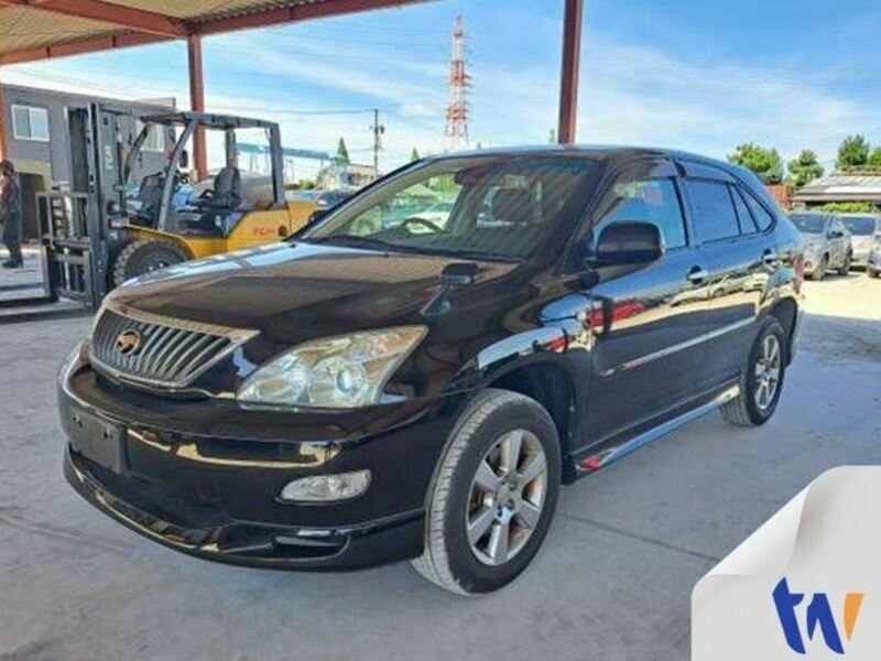 TOYOTA　HARRIER