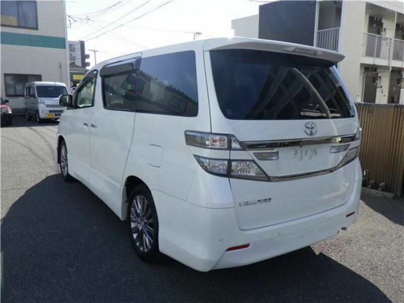 VELLFIRE-2