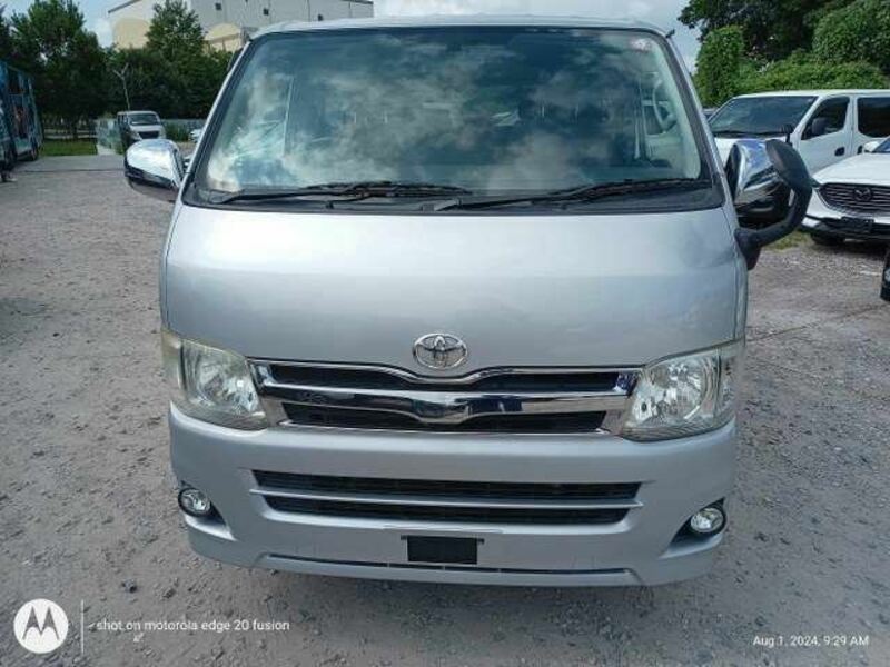 HIACE VAN-4