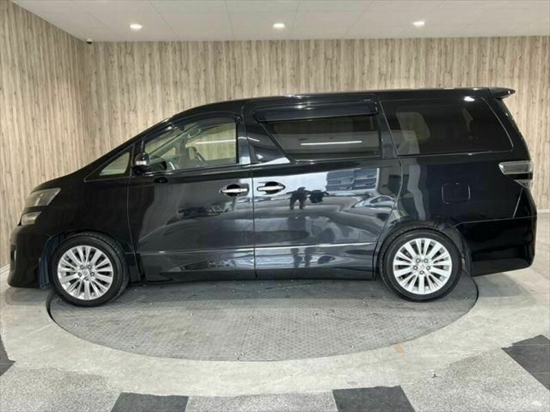 VELLFIRE-7