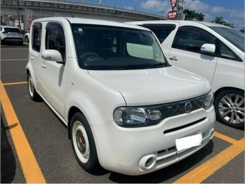 NISSAN　CUBE