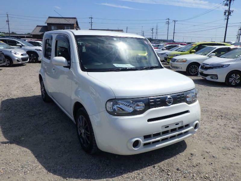 NISSAN　CUBE