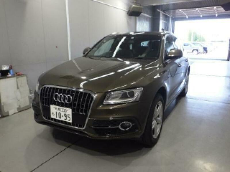 AUDI　Q5