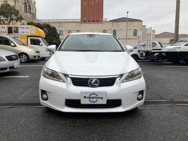 LEXUS　CT