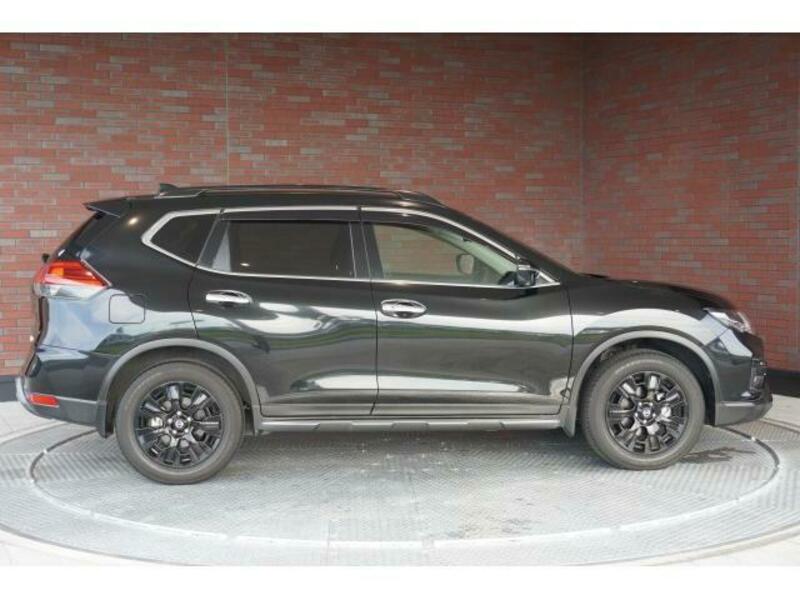 X-TRAIL-3