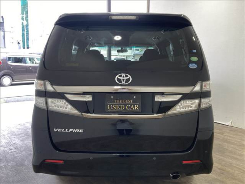 VELLFIRE-4