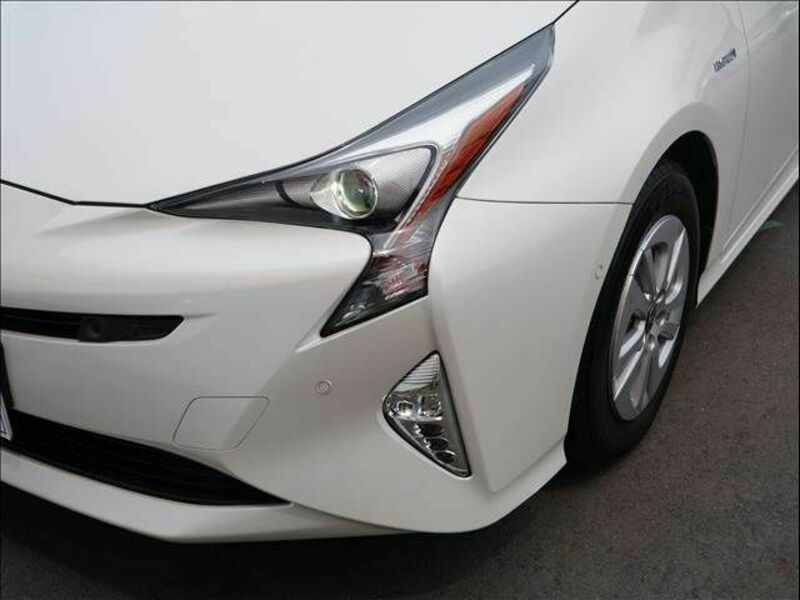 PRIUS-3