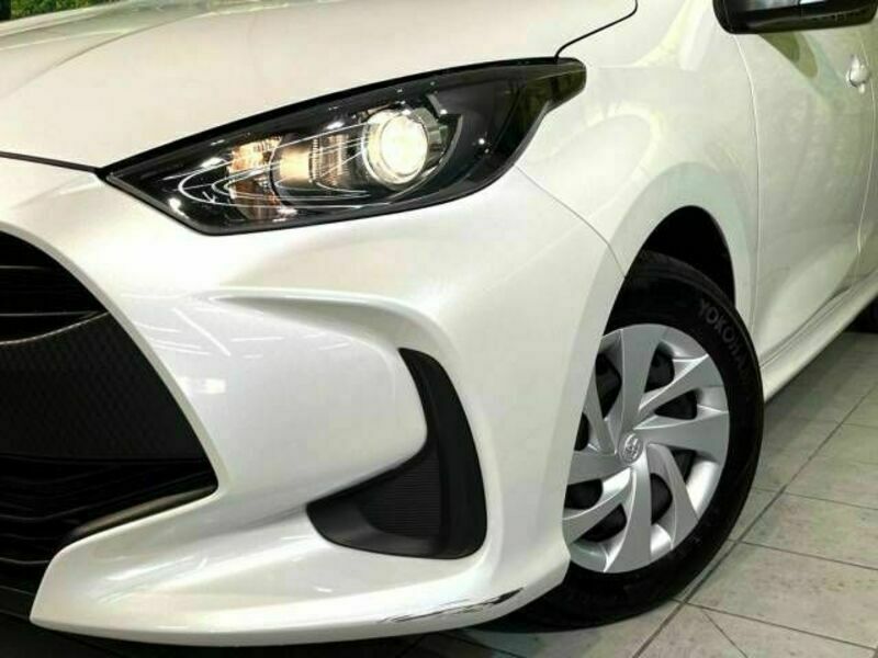 YARIS-12