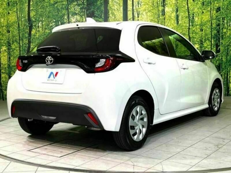 YARIS-17