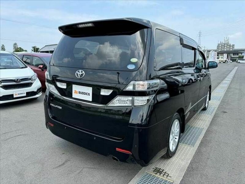 VELLFIRE-14