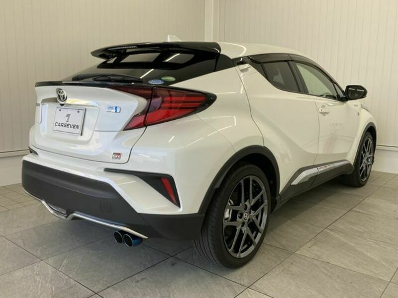 C-HR-2