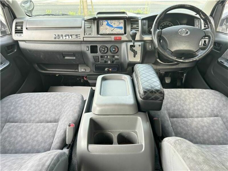 HIACE VAN-2