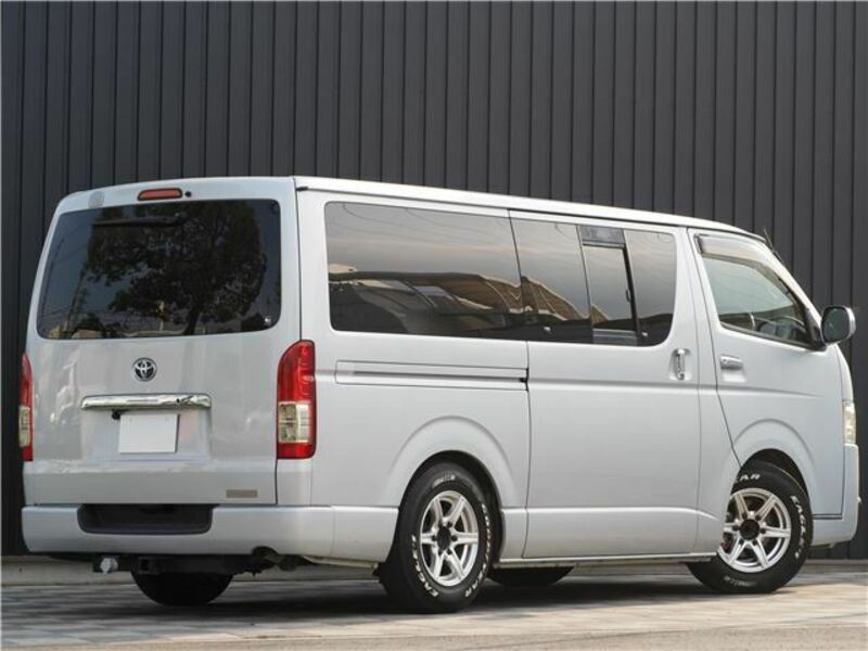 HIACE VAN-8