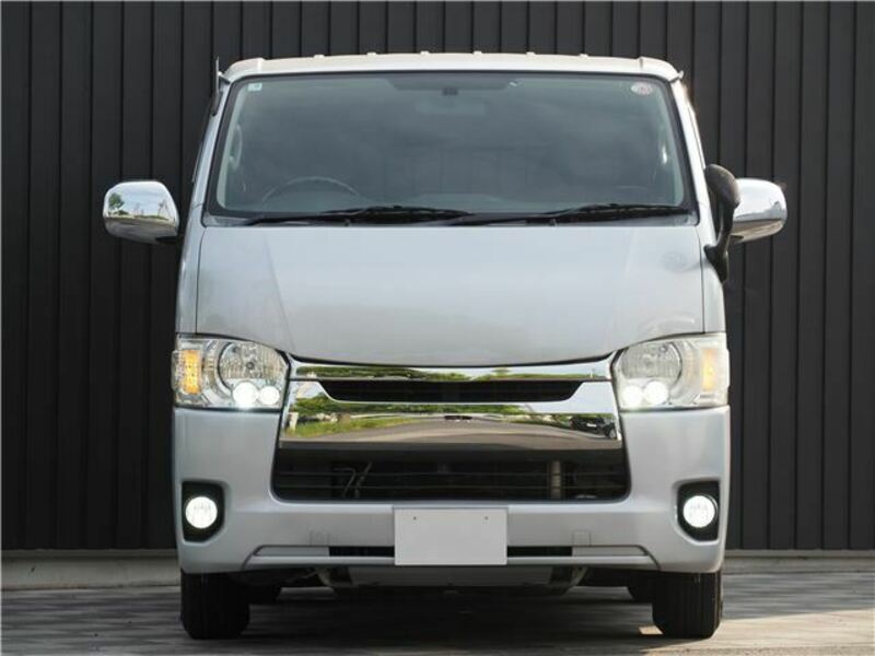 HIACE VAN-9