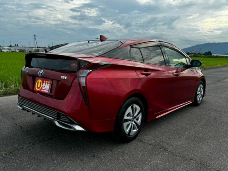 PRIUS-3