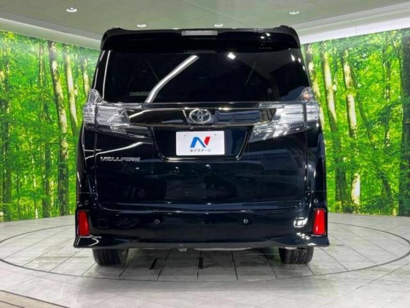 VELLFIRE-15