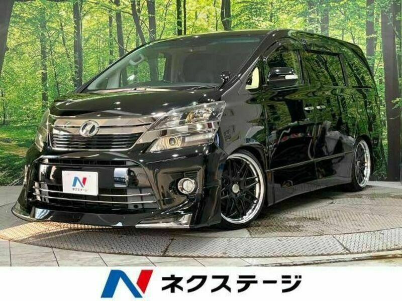 TOYOTA　VELLFIRE