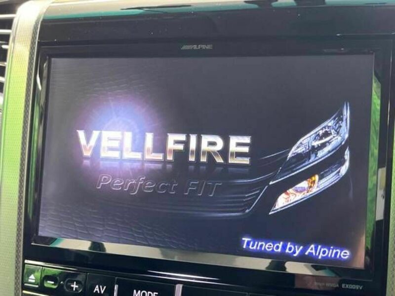 VELLFIRE-4