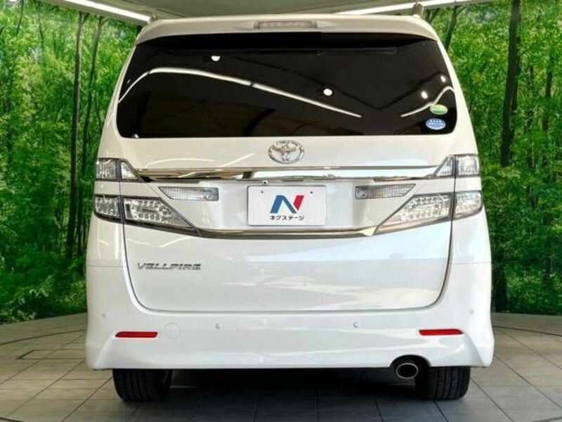 VELLFIRE-16