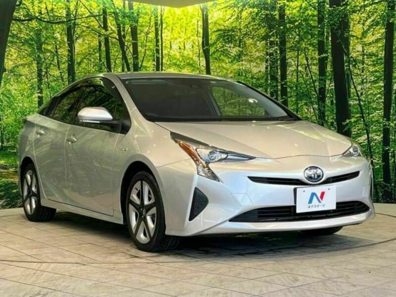 PRIUS-16