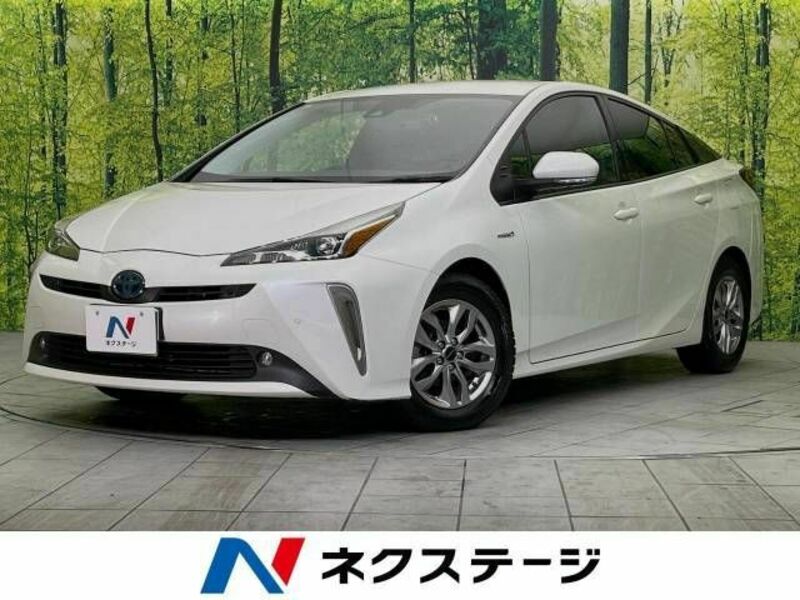 TOYOTA　PRIUS