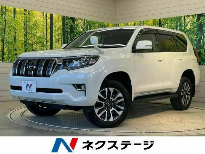 TOYOTA　LAND CRUISER PRADO