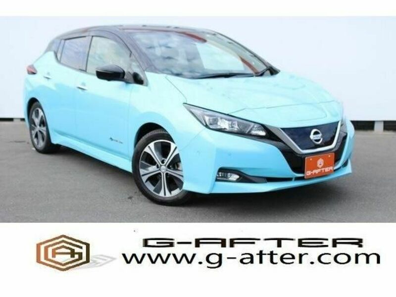 NISSAN　LEAF