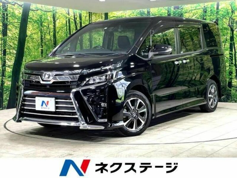 TOYOTA　VOXY