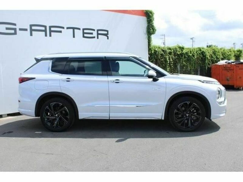 OUTLANDER PHEV-6