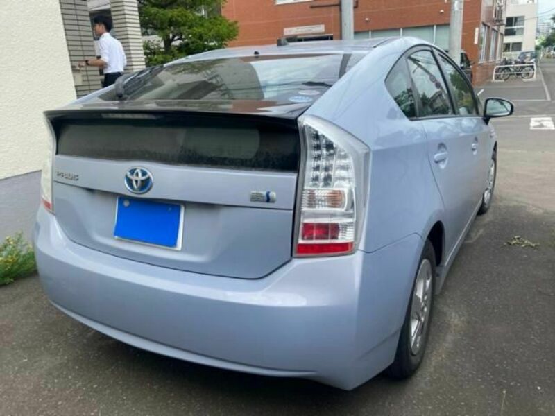 PRIUS-5