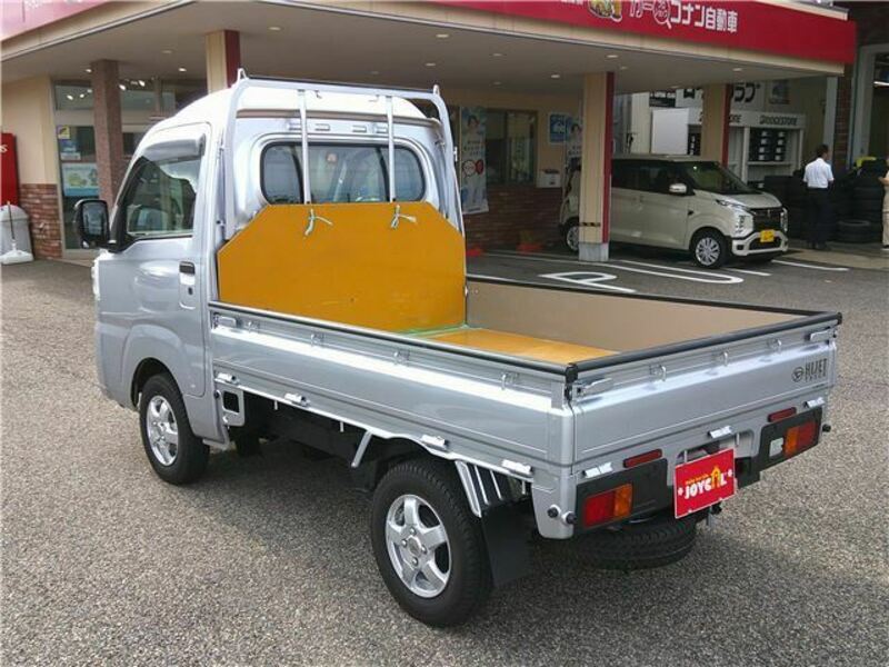 HIJET TRUCK-1