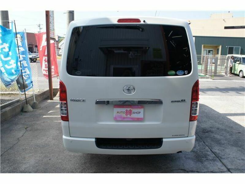HIACE VAN