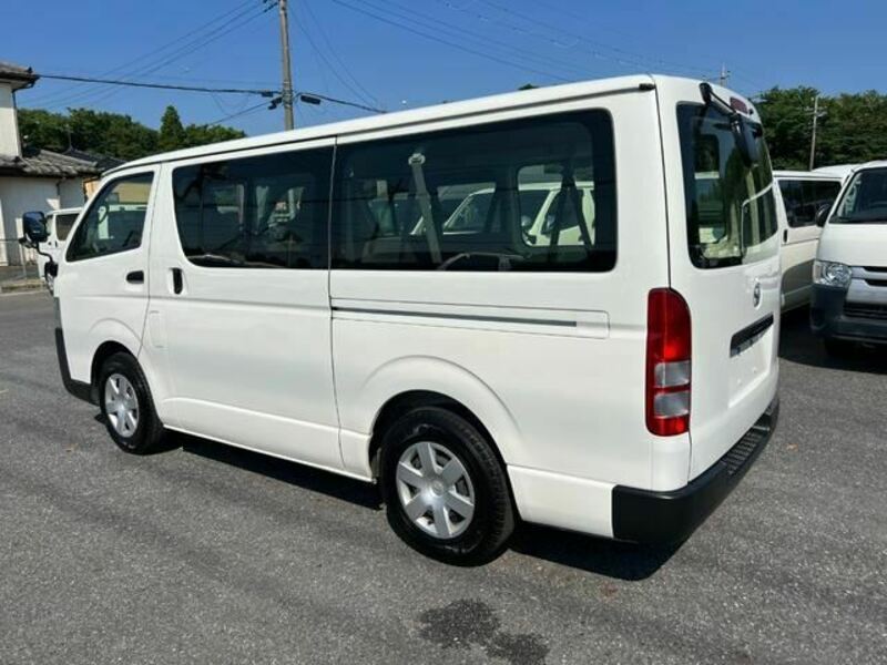 HIACE VAN-4