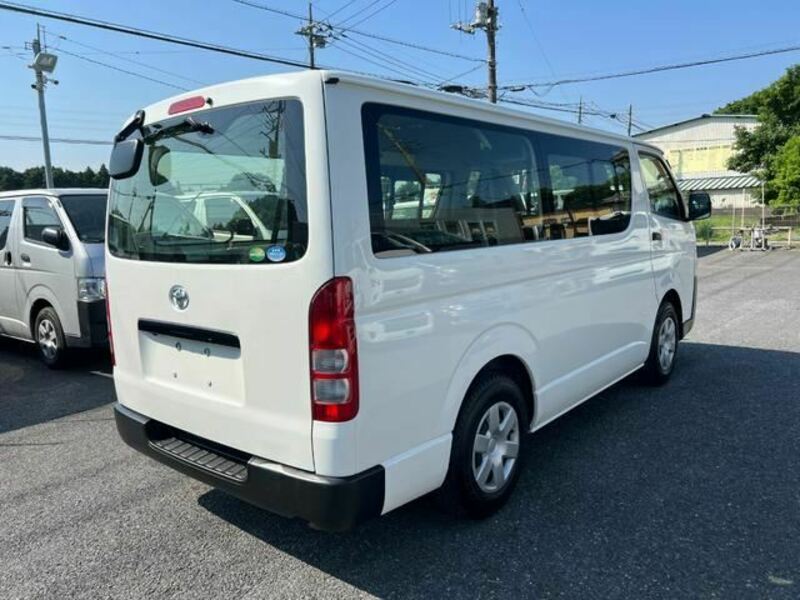 HIACE VAN-6