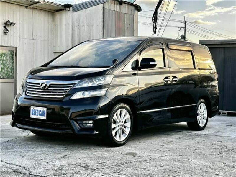 TOYOTA　VELLFIRE